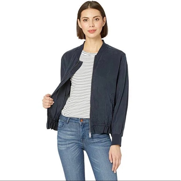 Vince Camuto Super Soft bomber jacket - Picture 3 of 10